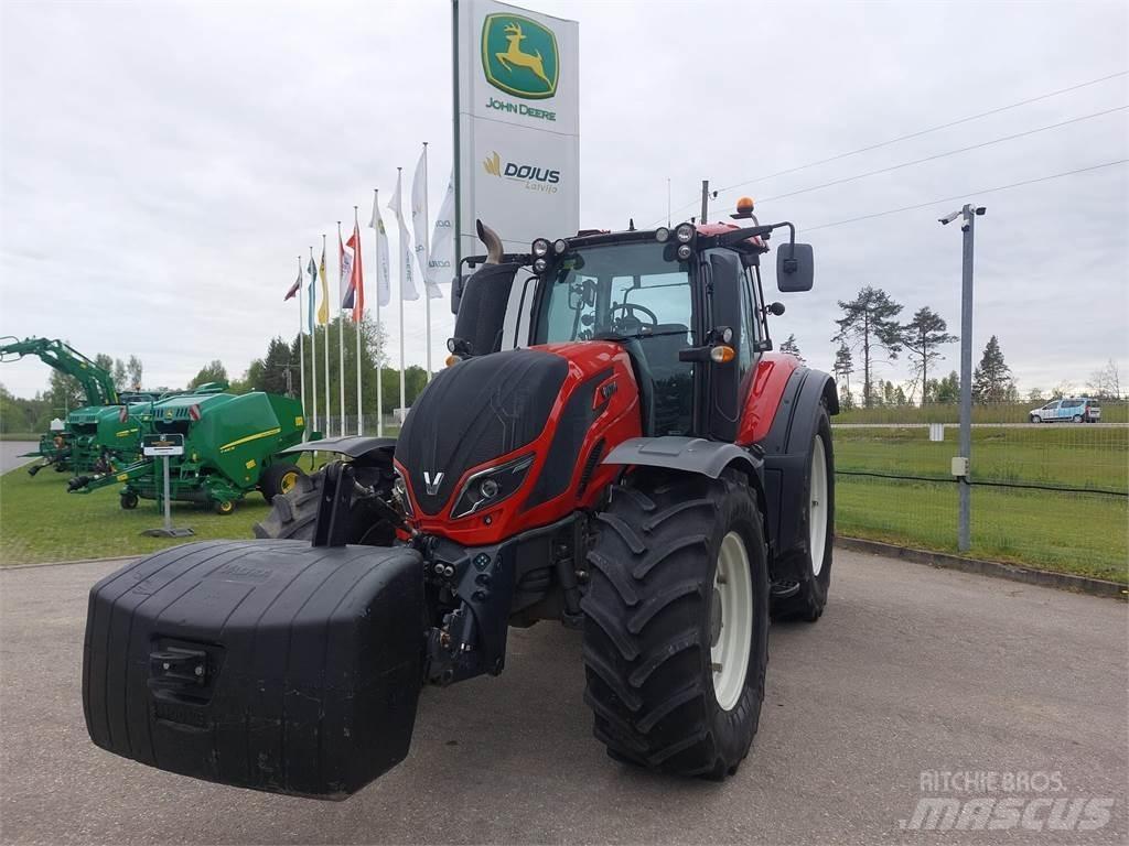 Valtra T234 Traktori