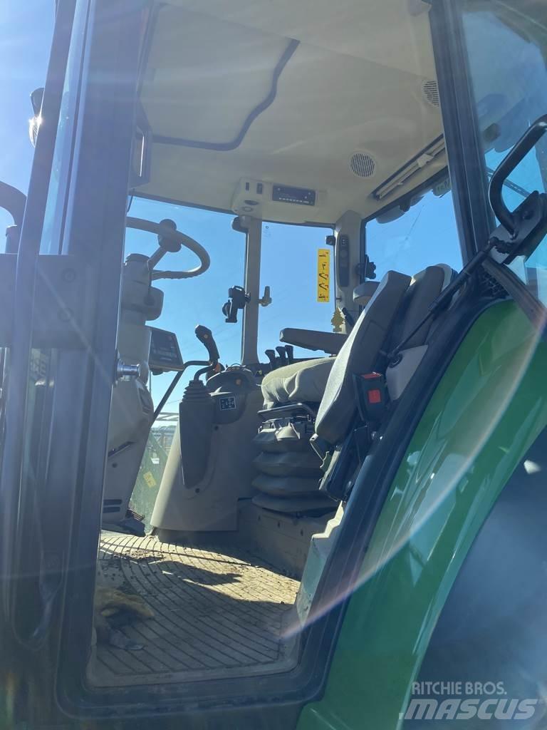 John Deere 6120M Traktori