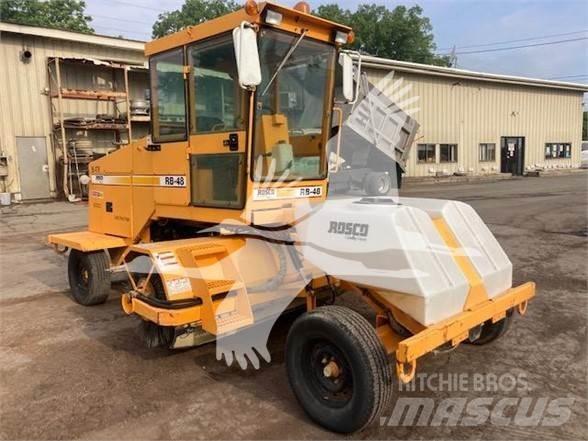 Rosco RB48 Strojevi za metenje