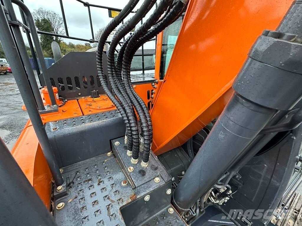 Doosan DX 140 LCR Bageri gusjeničari