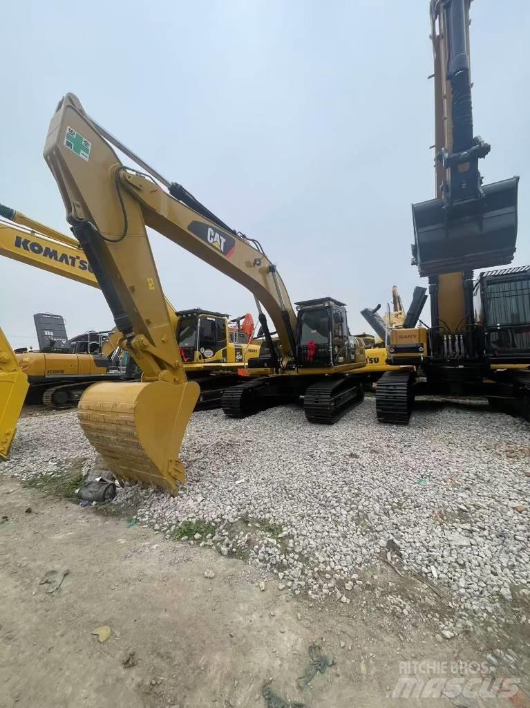 CAT 329D2L Bageri gusjeničari