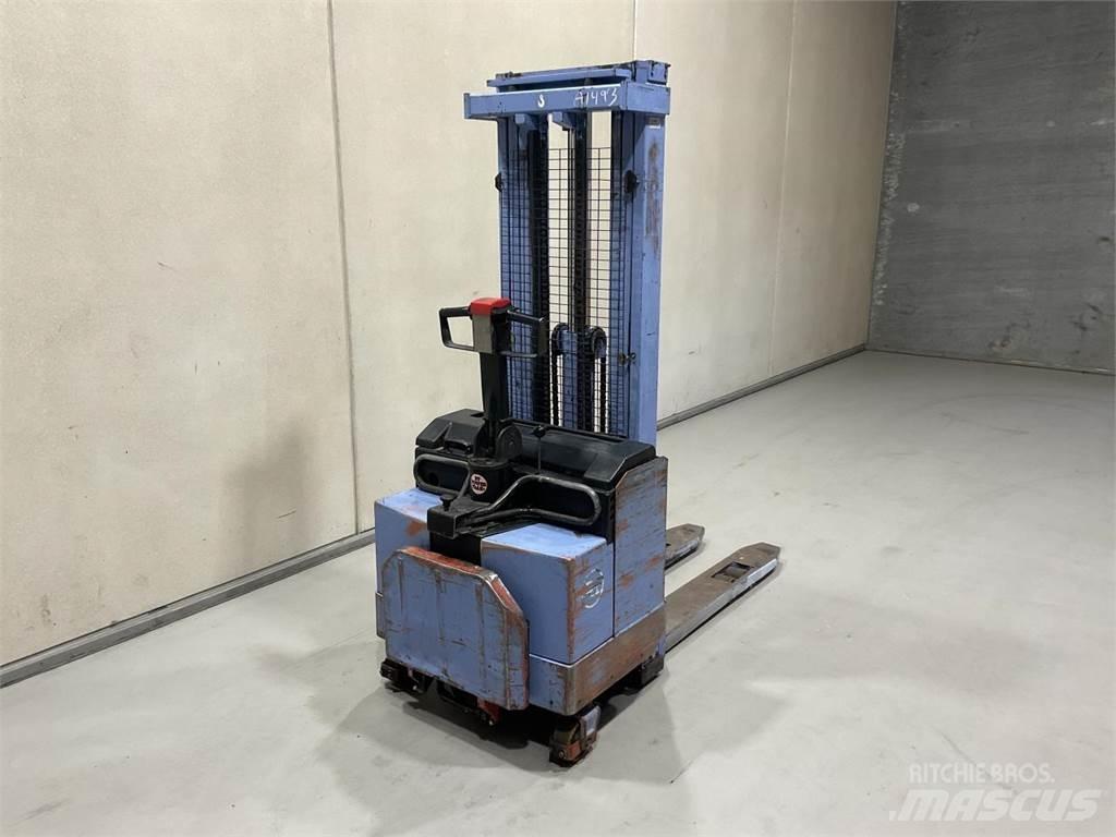 BT LSV 1250 E Samopogonski ručni viličari