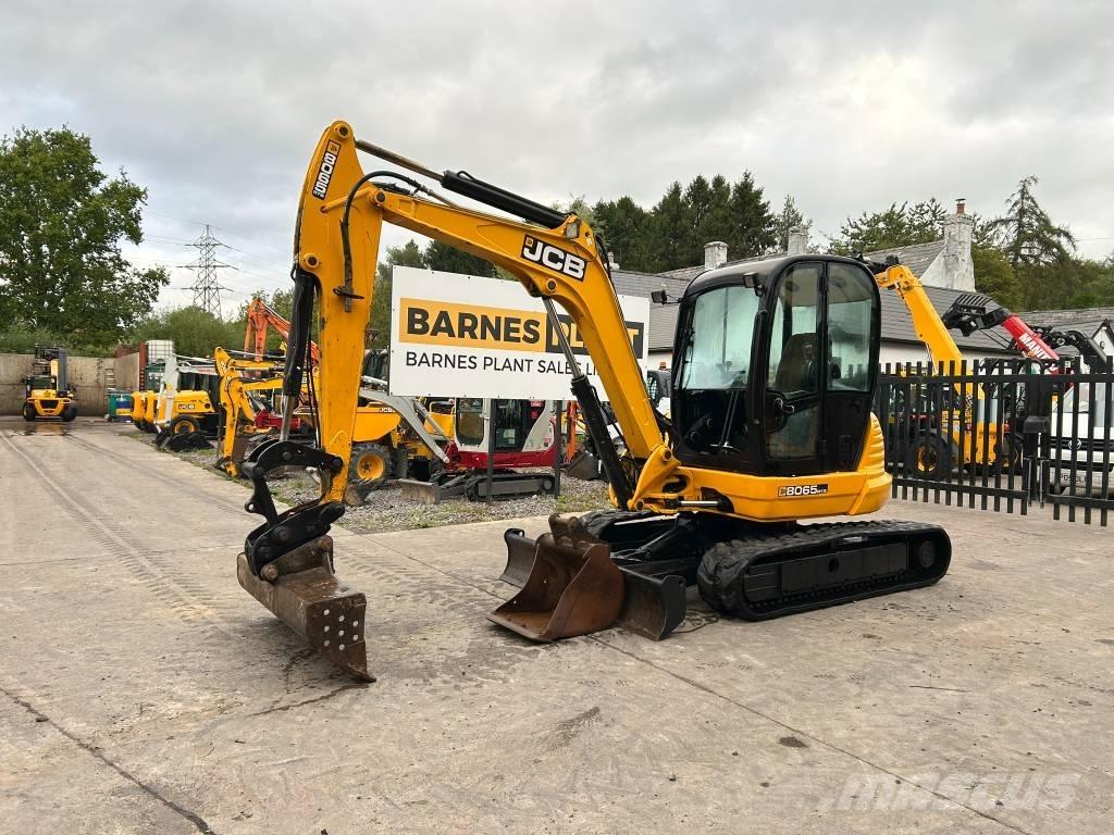 JCB 8065 RTS Mini bageri <7t