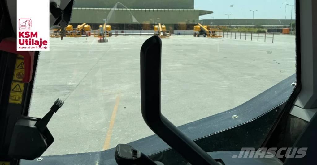 JCB 205 Skid steer mini utovarivači