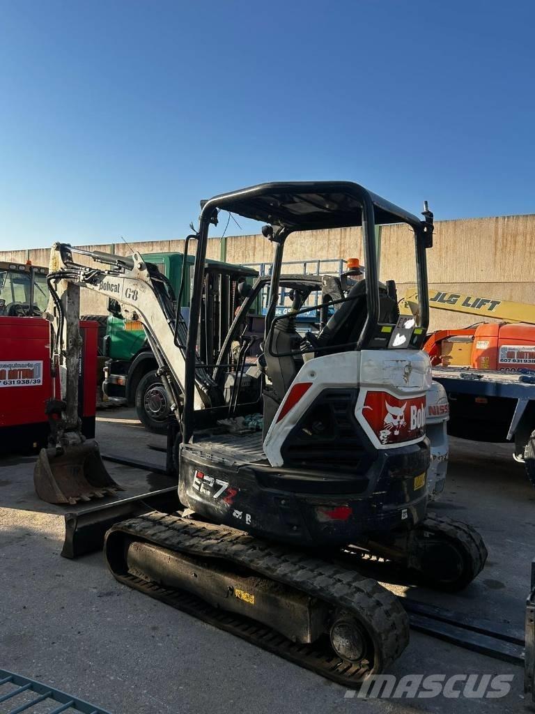 Bobcat E 27z Mini bageri <7t