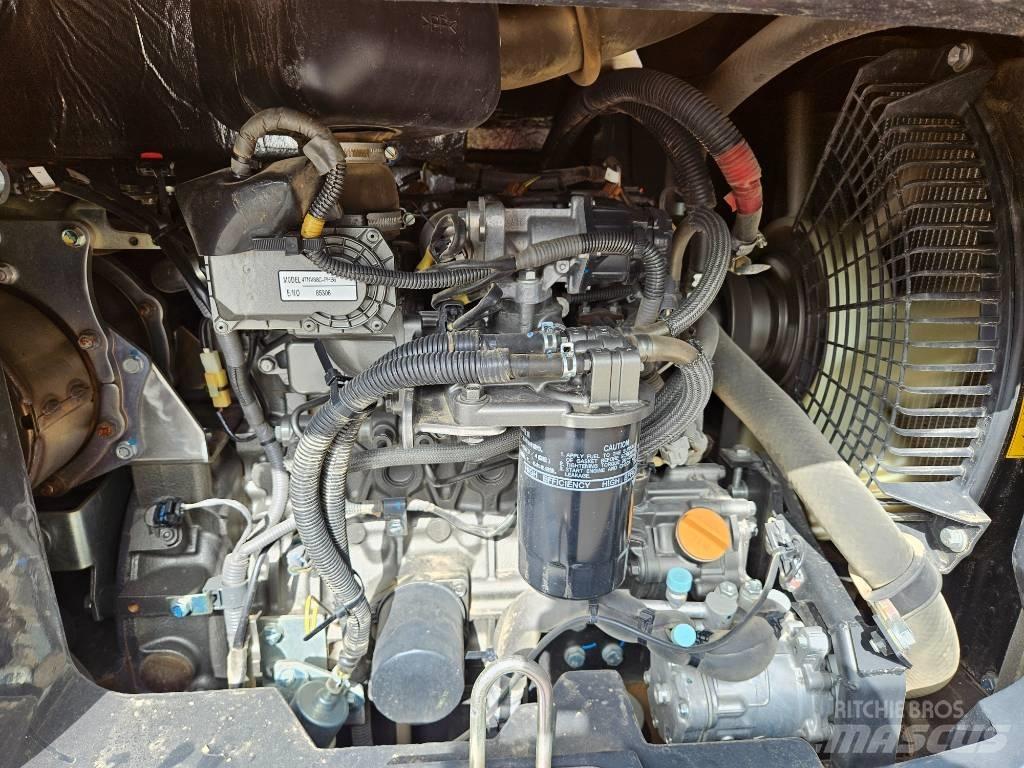 Hitachi ZX 55 U-5 Mini bageri <7t
