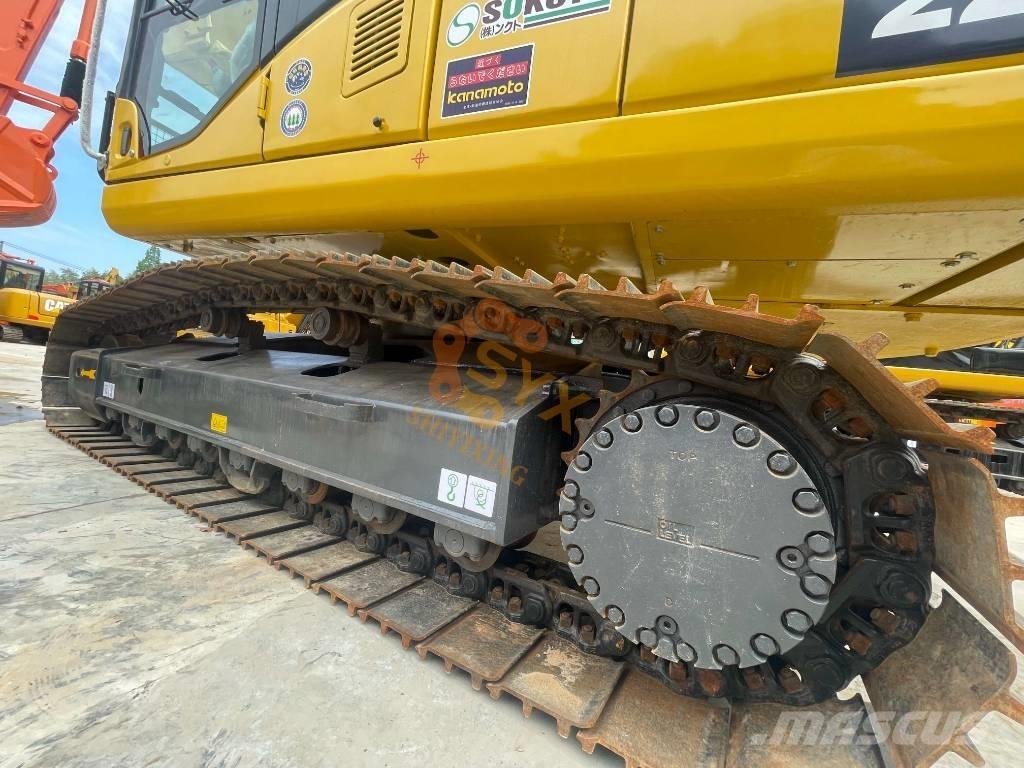 Komatsu PC 220-7 Bageri gusjeničari