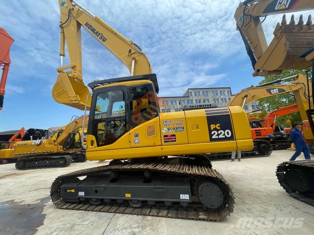 Komatsu PC 220-7 Bageri gusjeničari