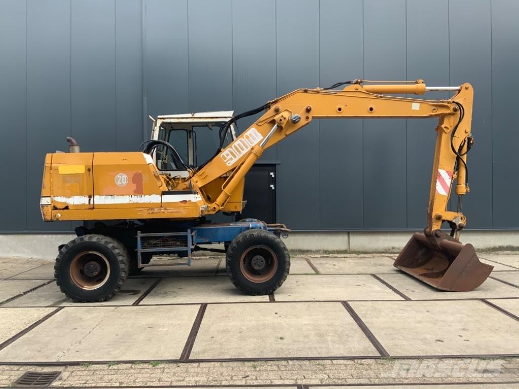 Liebherr A 900 C Bageri na kotačima