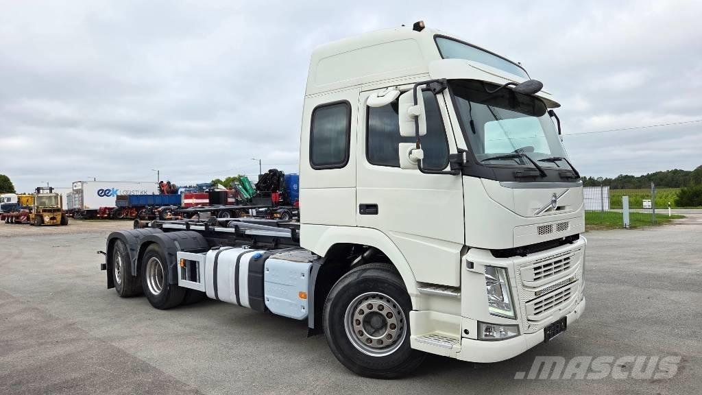 Volvo FM460 6X2*4 Rol kiper kamioni s kukama za dizanje