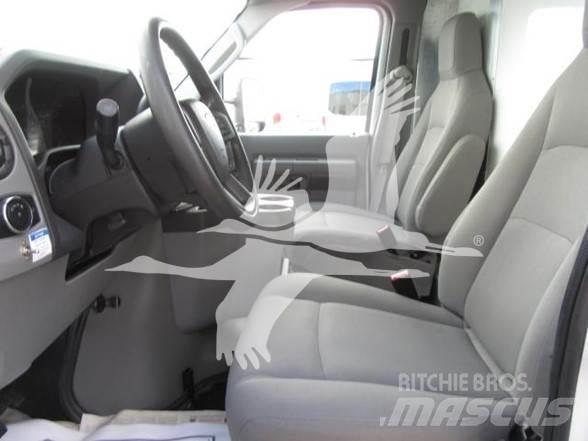 Ford E450 Ostalo