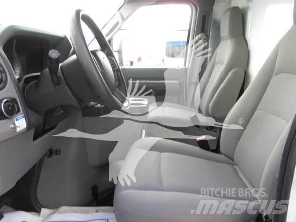 Ford E450 Ostalo