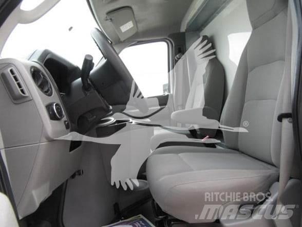 Ford E450 Ostalo