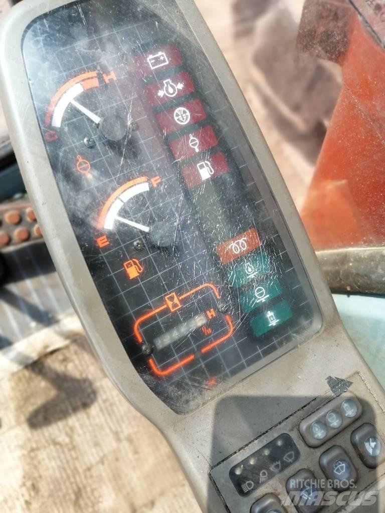 Hitachi EX 120 -3 Bageri gusjeničari