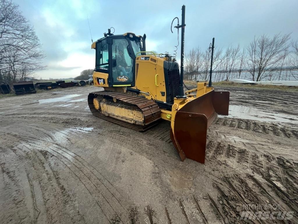 CAT D 4 K 2 LGP Buldožeri gusjeničari