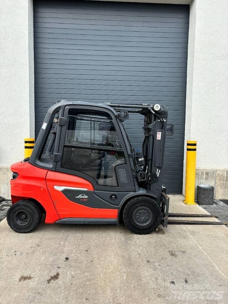 Linde H30D/1202 Dizelski viličari