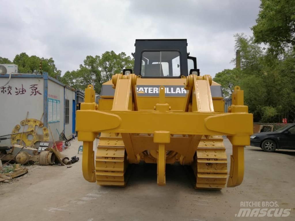CAT D 7 R Buldožeri gusjeničari