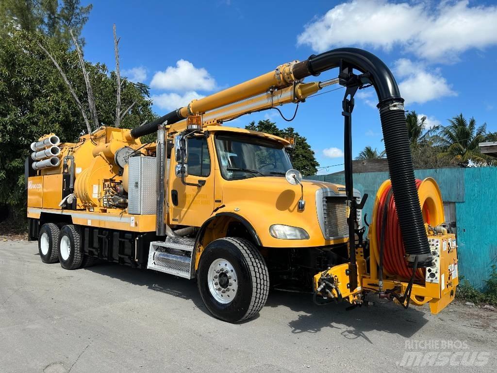 Freightliner M2 Kombiji / vakuumski kamioni