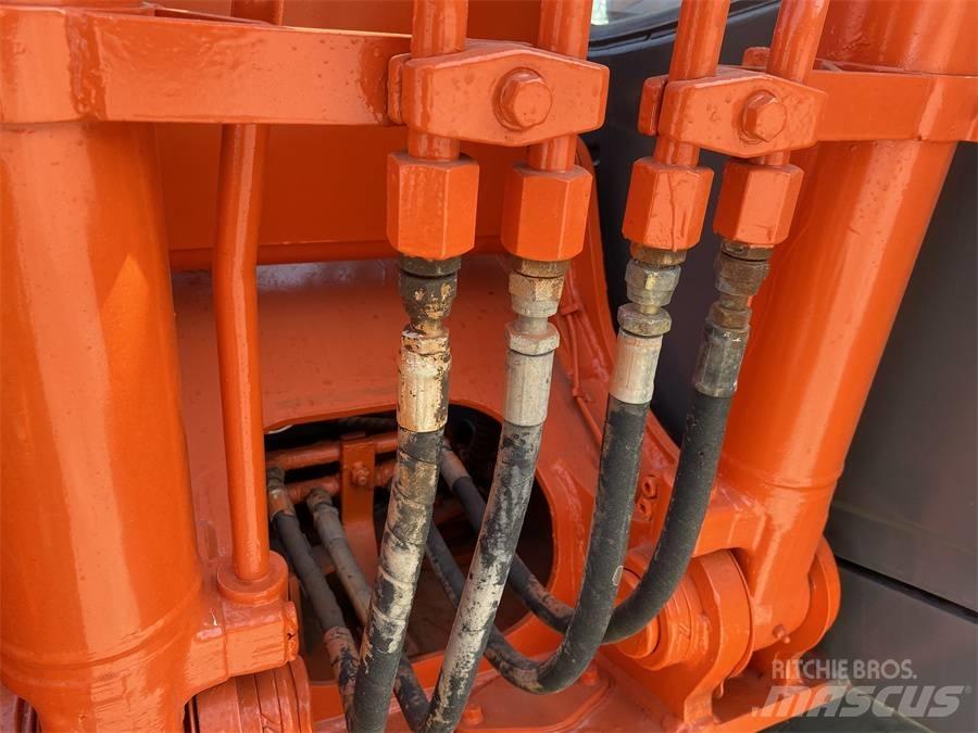 Hitachi EX 100 G-3 Bageri gusjeničari