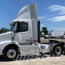 Volvo VNL 64T200 Traktorske jedinice