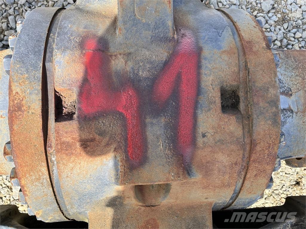 Komatsu 941.1 Mjenjači