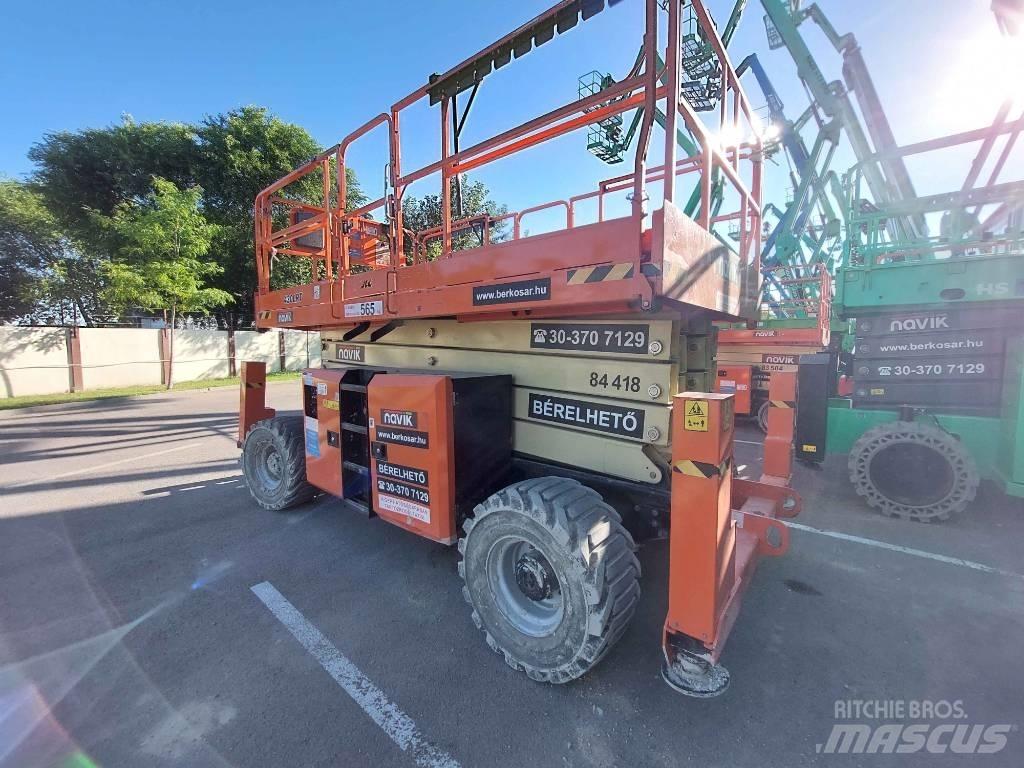 JLG 430 LRT Škaraste platforme