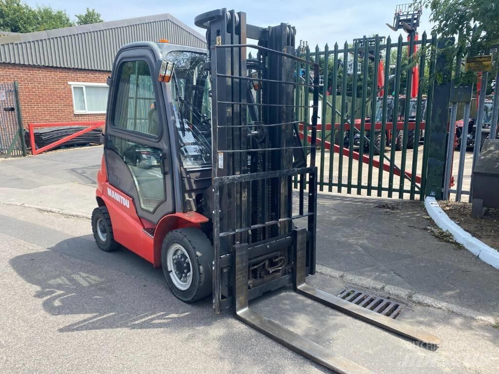 Manitou Mi25D Dizelski viličari