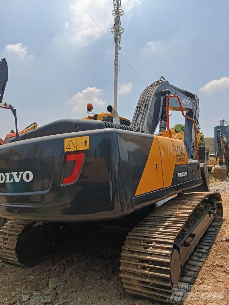 Volvo EC 240 Bageri gusjeničari