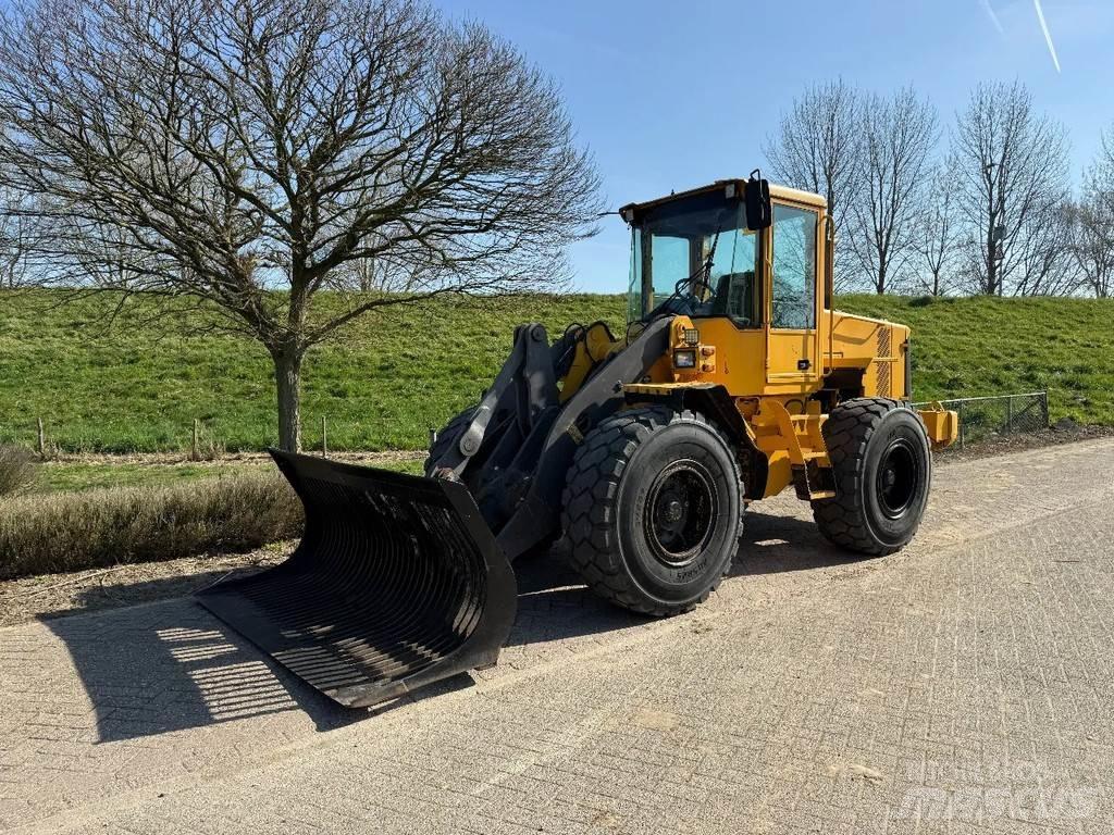 Volvo L70D Utovarivači na kotačima