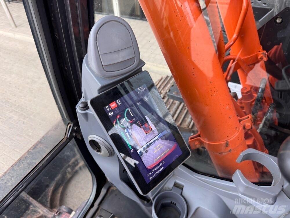 Hitachi ZX135USBL-7 Bageri gusjeničari