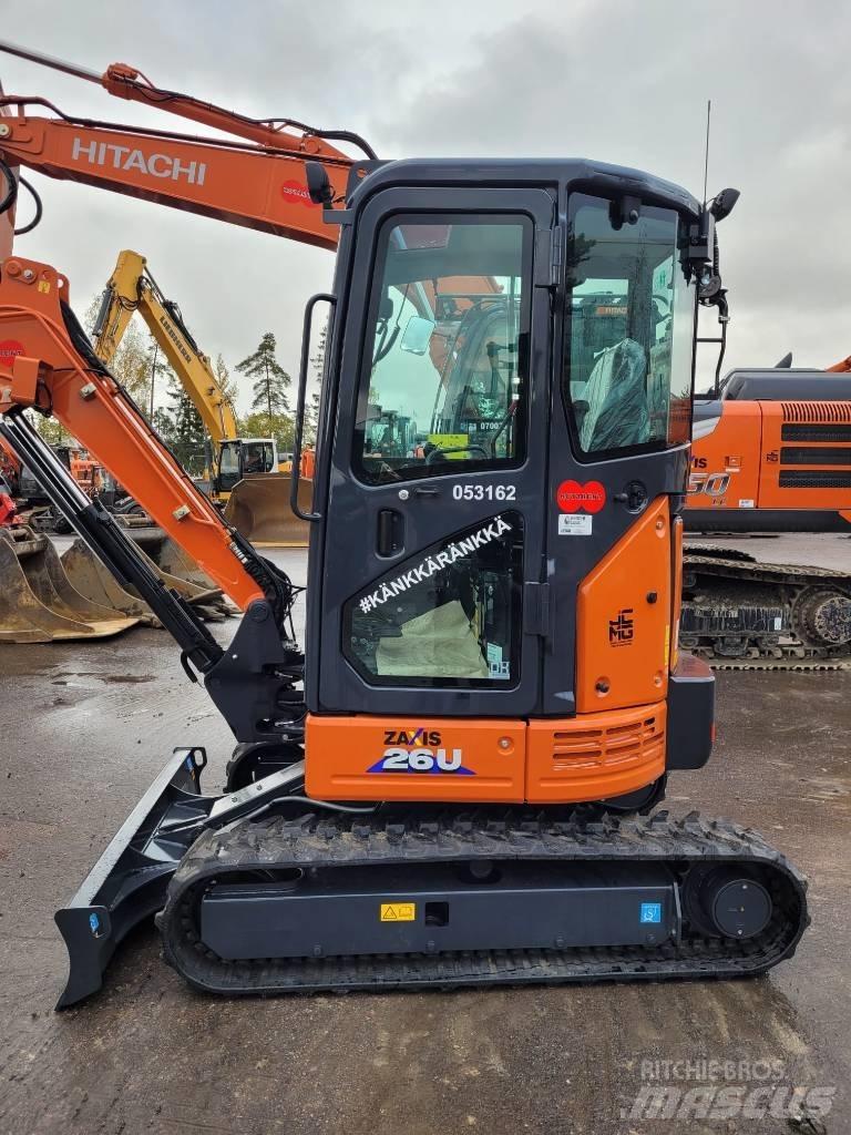 Hitachi ZX 26 U-6 Mini bageri <7t