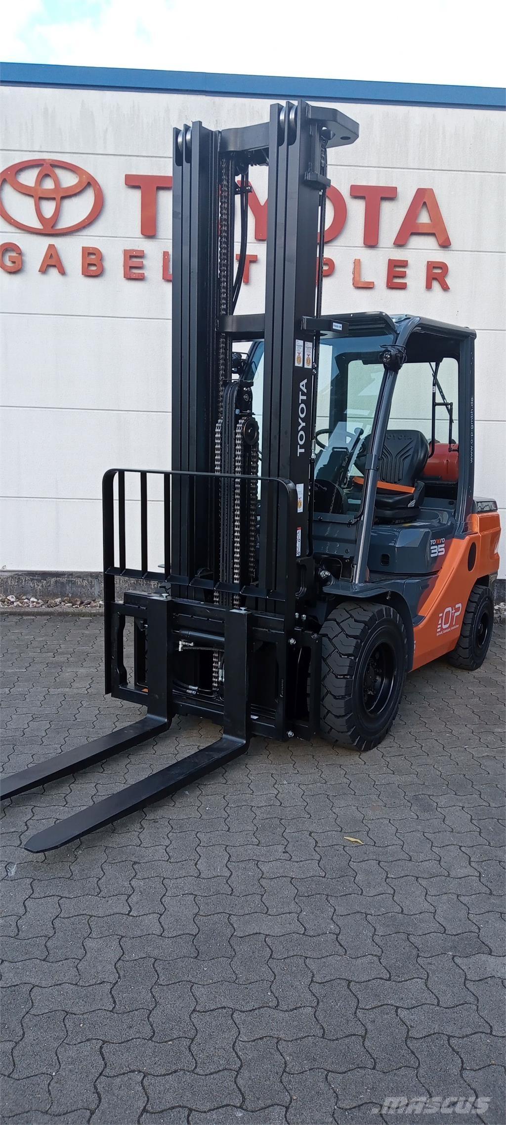 Toyota 02-8FGJF35 Plinski viličari