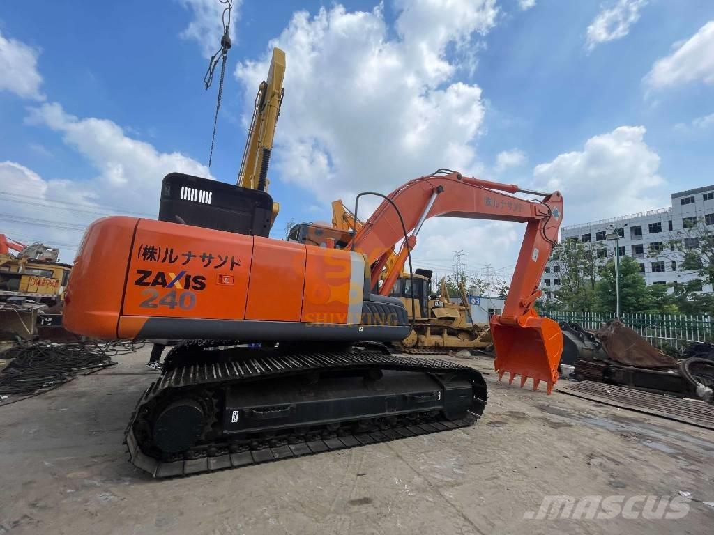 Hitachi ZX 240 Bageri gusjeničari