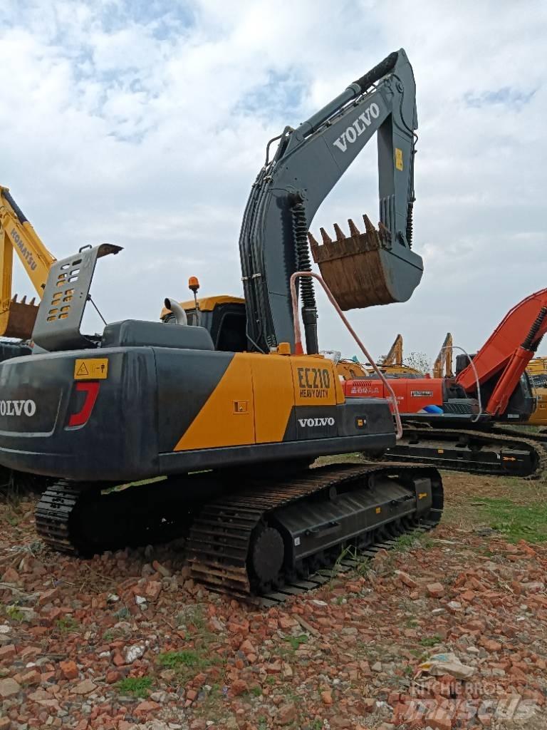 Volvo EC 240 Bageri gusjeničari