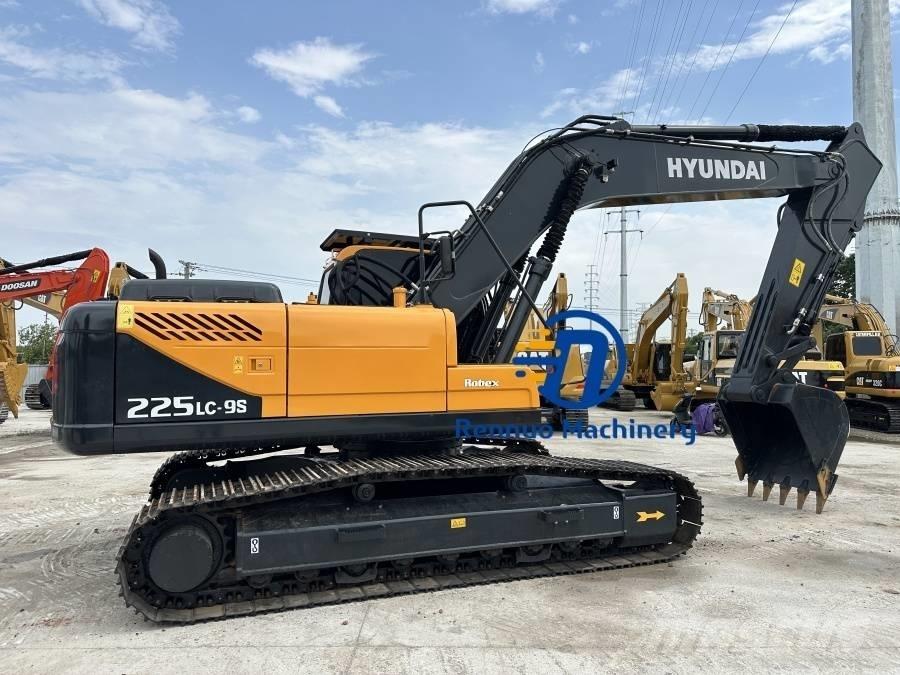 Hyundai 225LC-9S Bageri gusjeničari