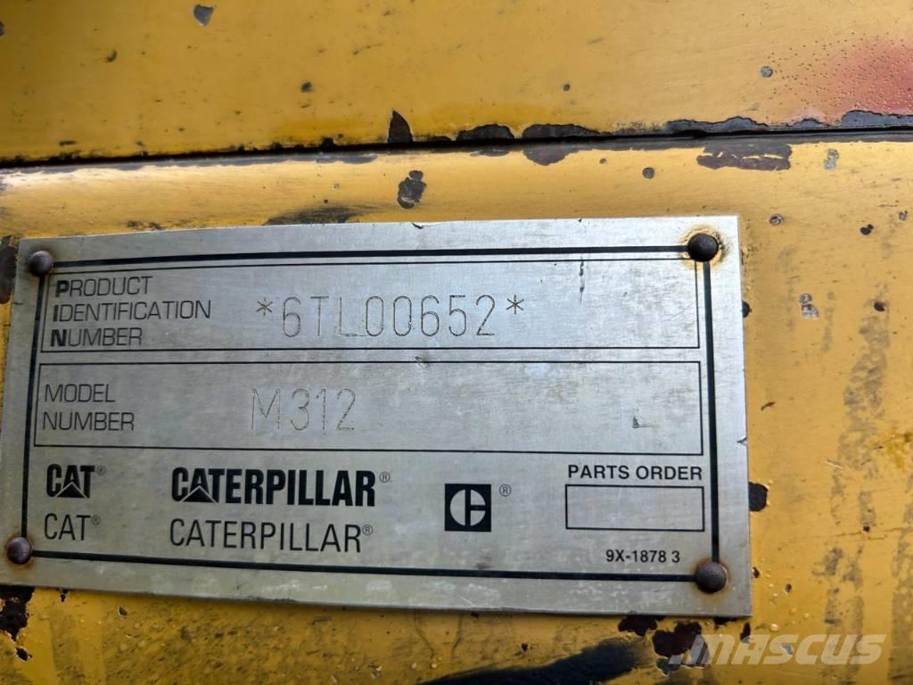 CAT M 312 Bageri na kotačima