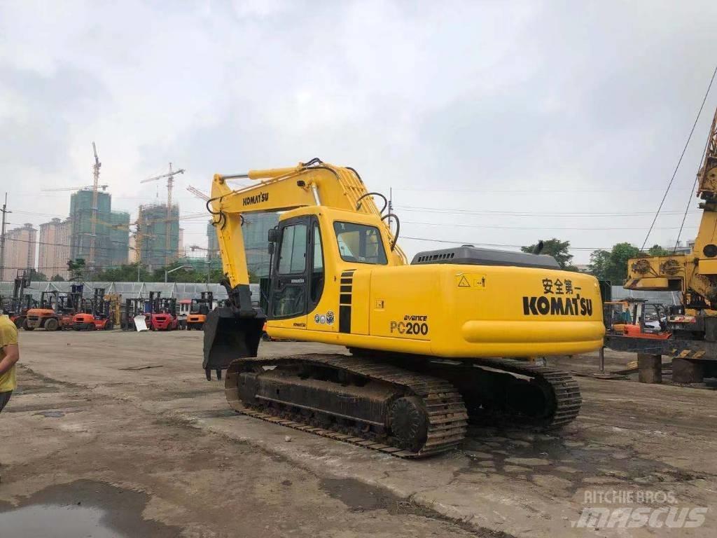 Komatsu PC 200-6 Bageri gusjeničari