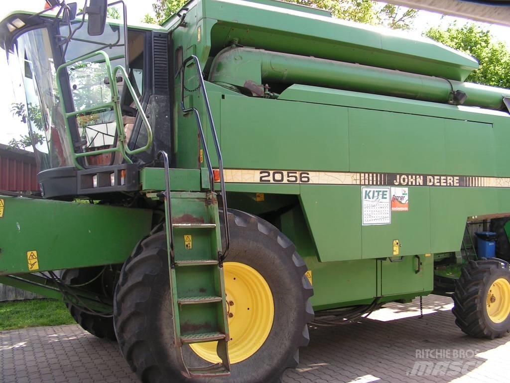 John Deere 2056 Kombajni