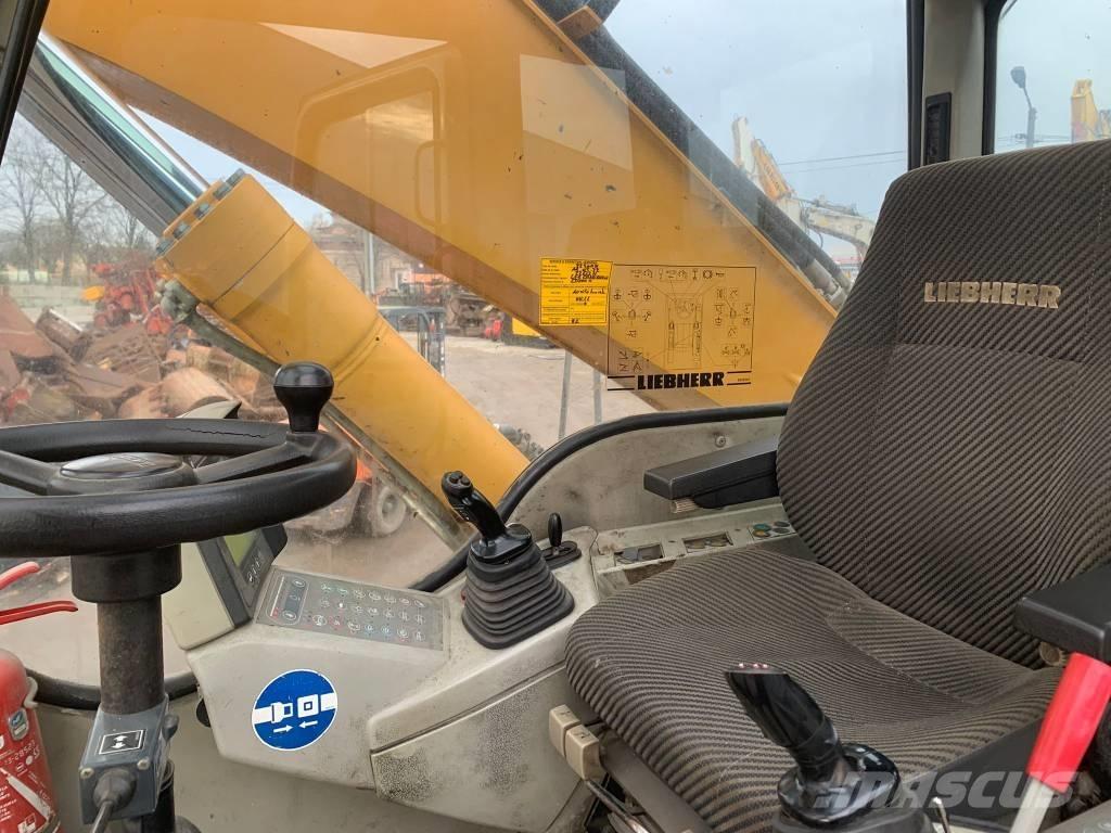 Liebherr A 904 C Bageri na kotačima