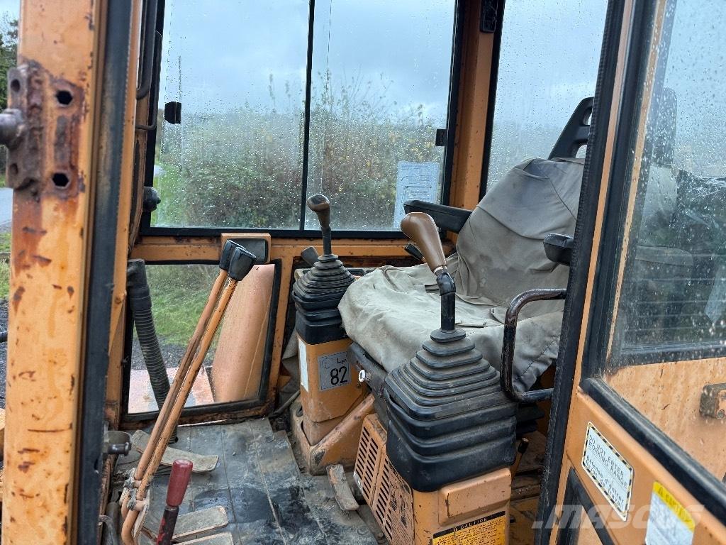 CASE Ck50 Bageri gusjeničari