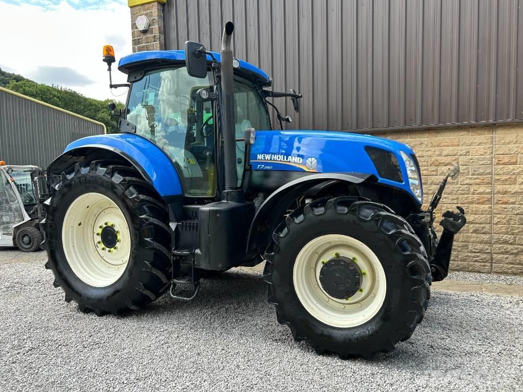 New Holland T7.250 Traktori