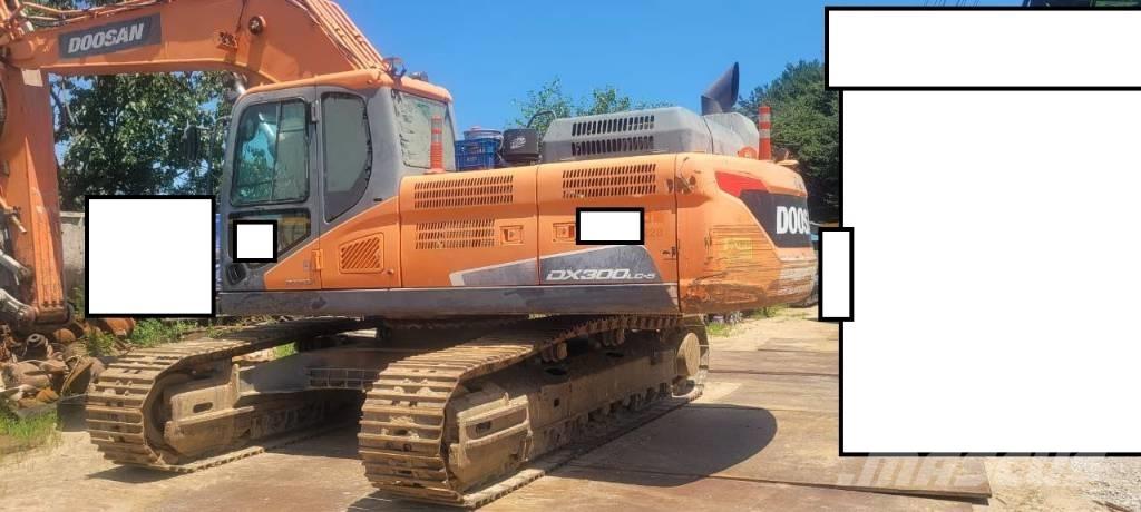 Doosan DX 300 LC-5 Bageri gusjeničari