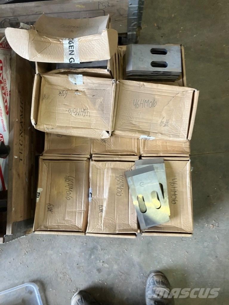 Ahwi Ec 950 z Drobilice za drvo / čiperi