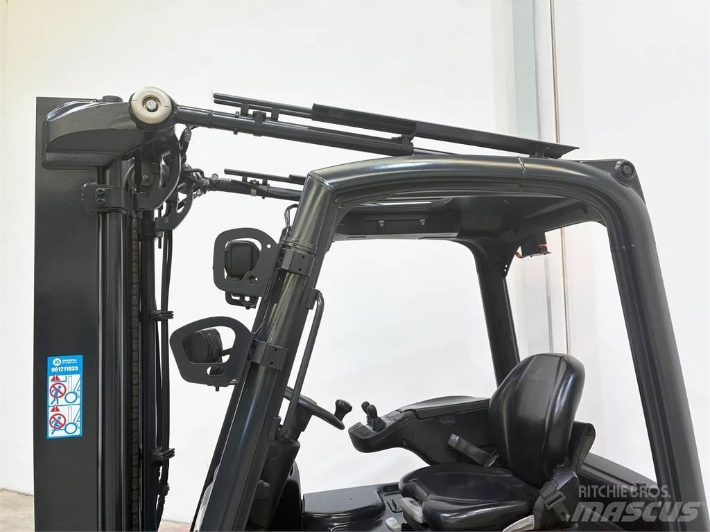 Linde E16 02 Električni viličari