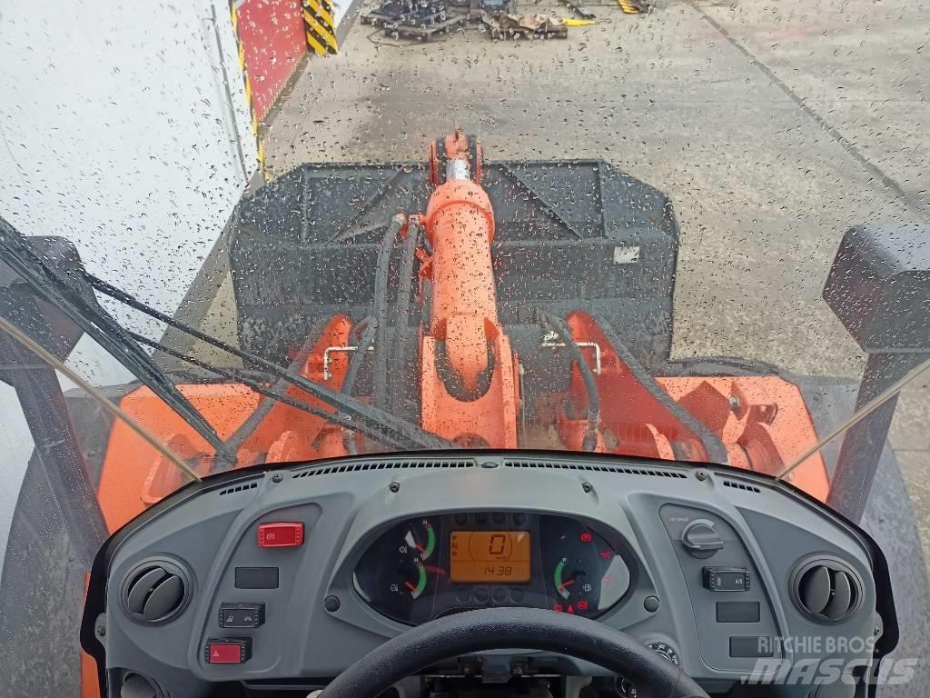 Hitachi ZW150 Utovarivači na kotačima