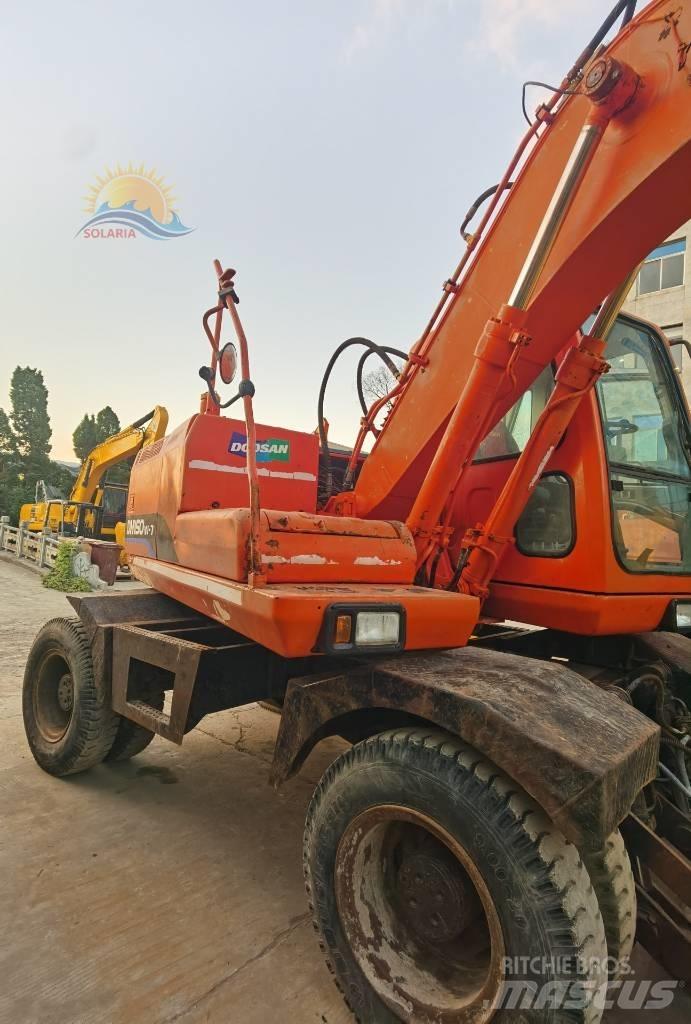 Doosan DH 150 W-7 Bageri na kotačima