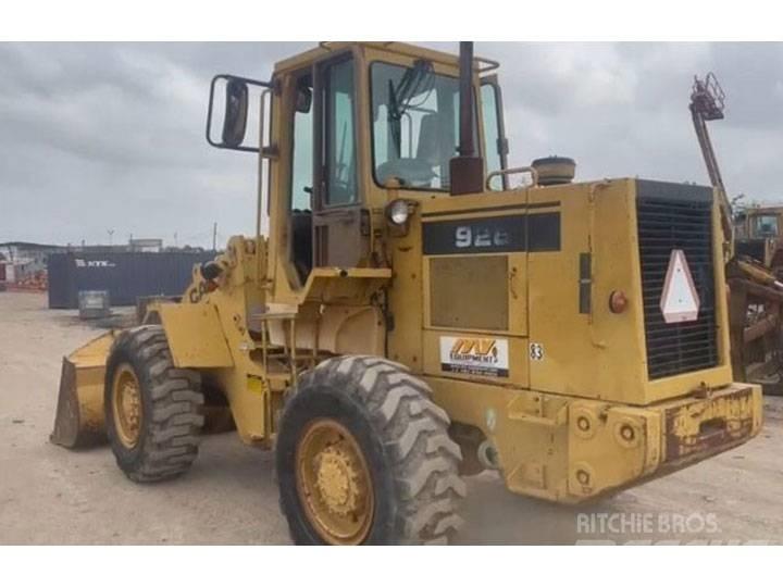 CAT 926E Utovarivači na kotačima