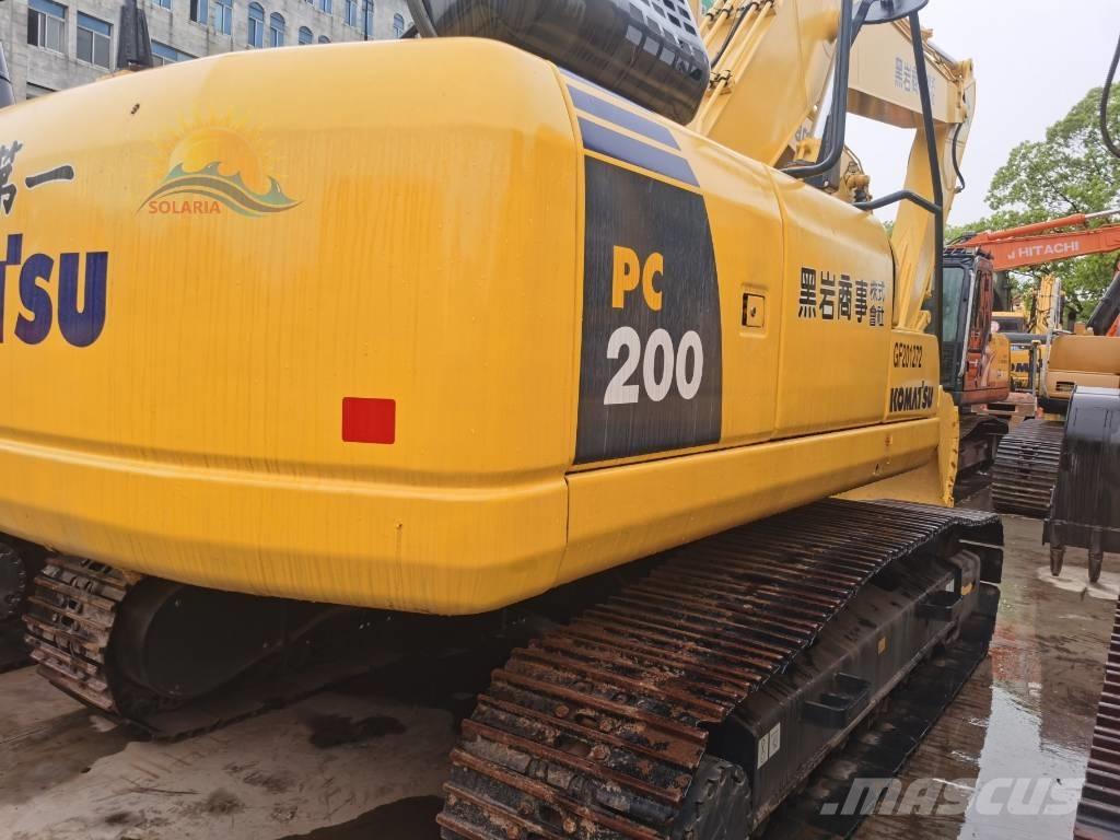 Komatsu PC 200-8 Bageri gusjeničari