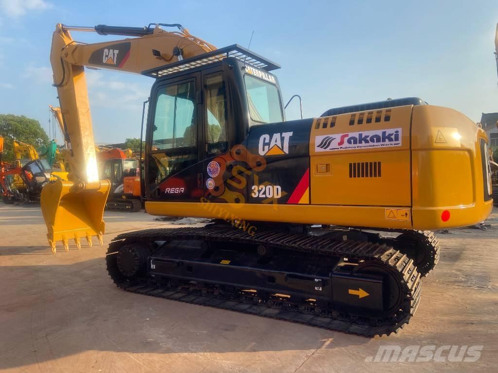 CAT CAT320 D2 Bageri gusjeničari