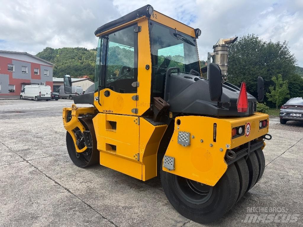Bomag BW 154 ACP Gumeni valjci na kotačima